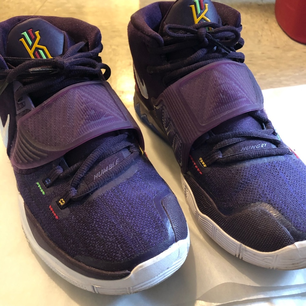 Nike Kyrie 6 (GS) Kid’s 7Y/ Women’s 8.5